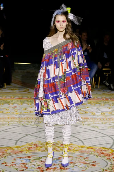 Look 9